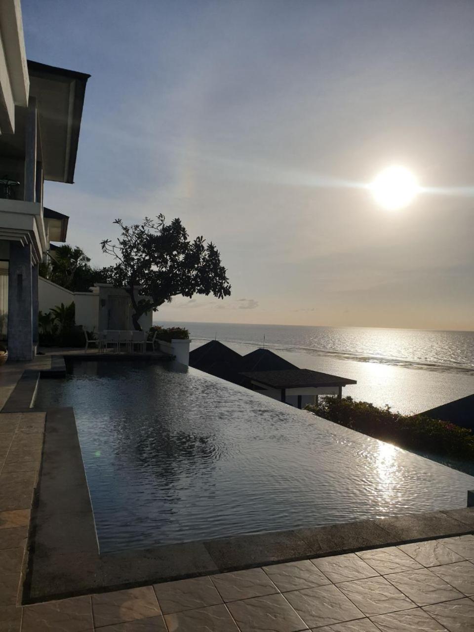 Nusa Dua Ocean View With Private Beach Extérieur photo
